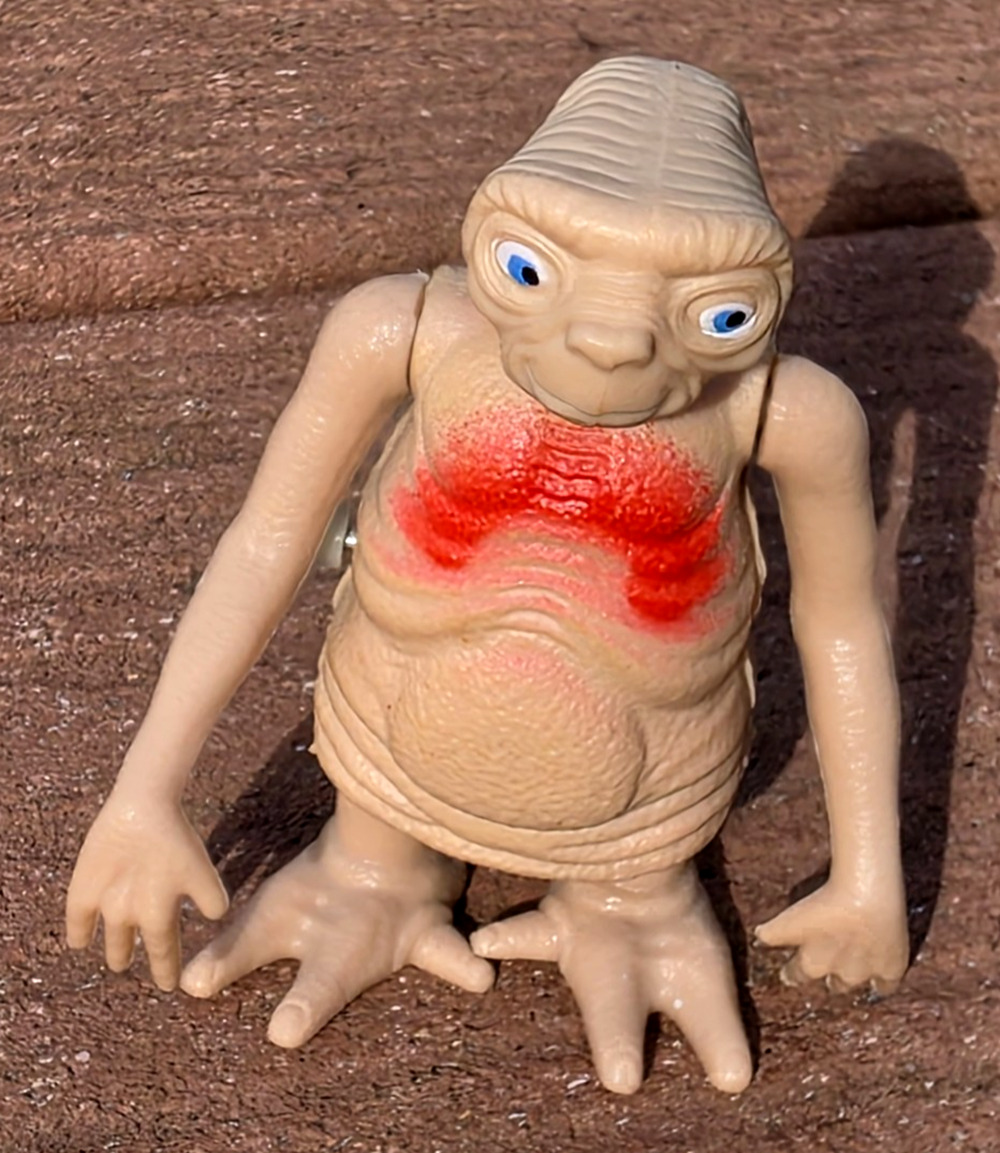 1982 Universal Studios E.T. Terrestrial Wind-Up Ramp Walking Figure 2 3/4" Work